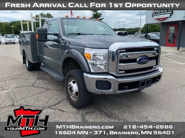 2015 Ford F-350 photo 2