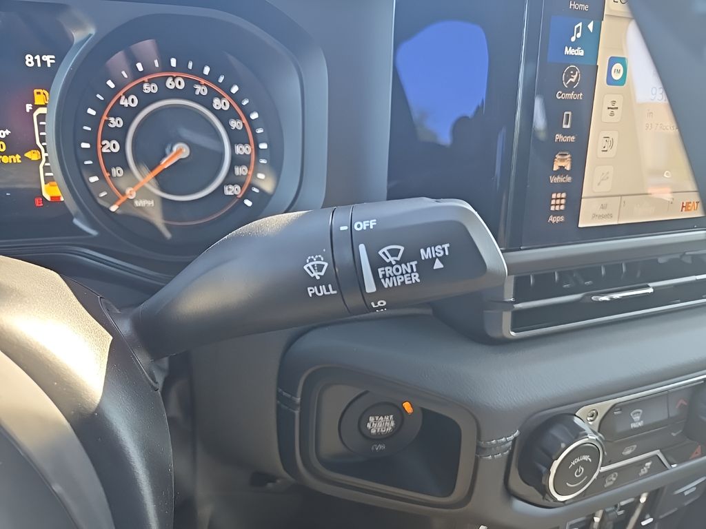 2025 Jeep Gladiator Rubicon photo 27