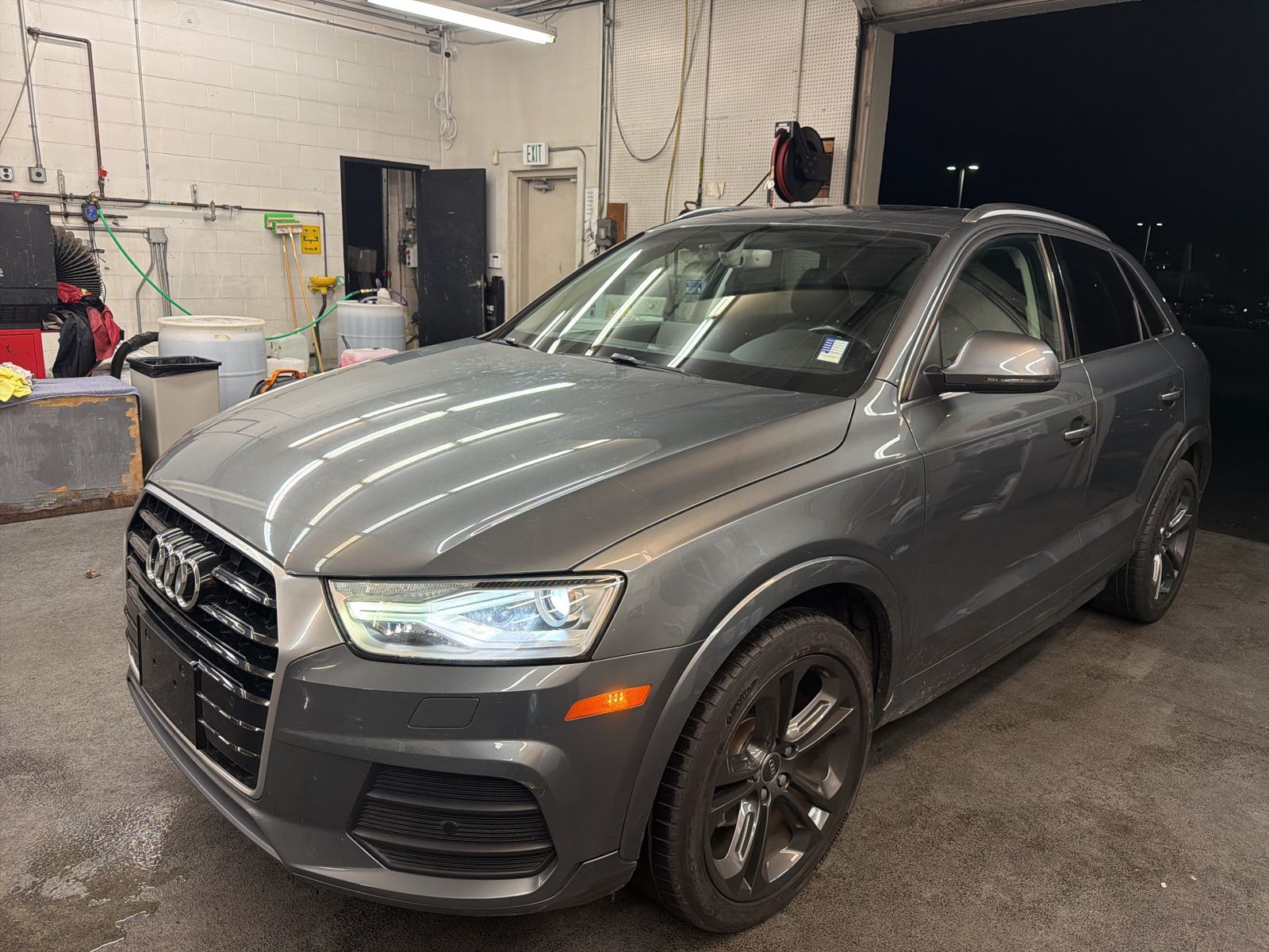 2016 Audi Q3 Premium Plus's photo