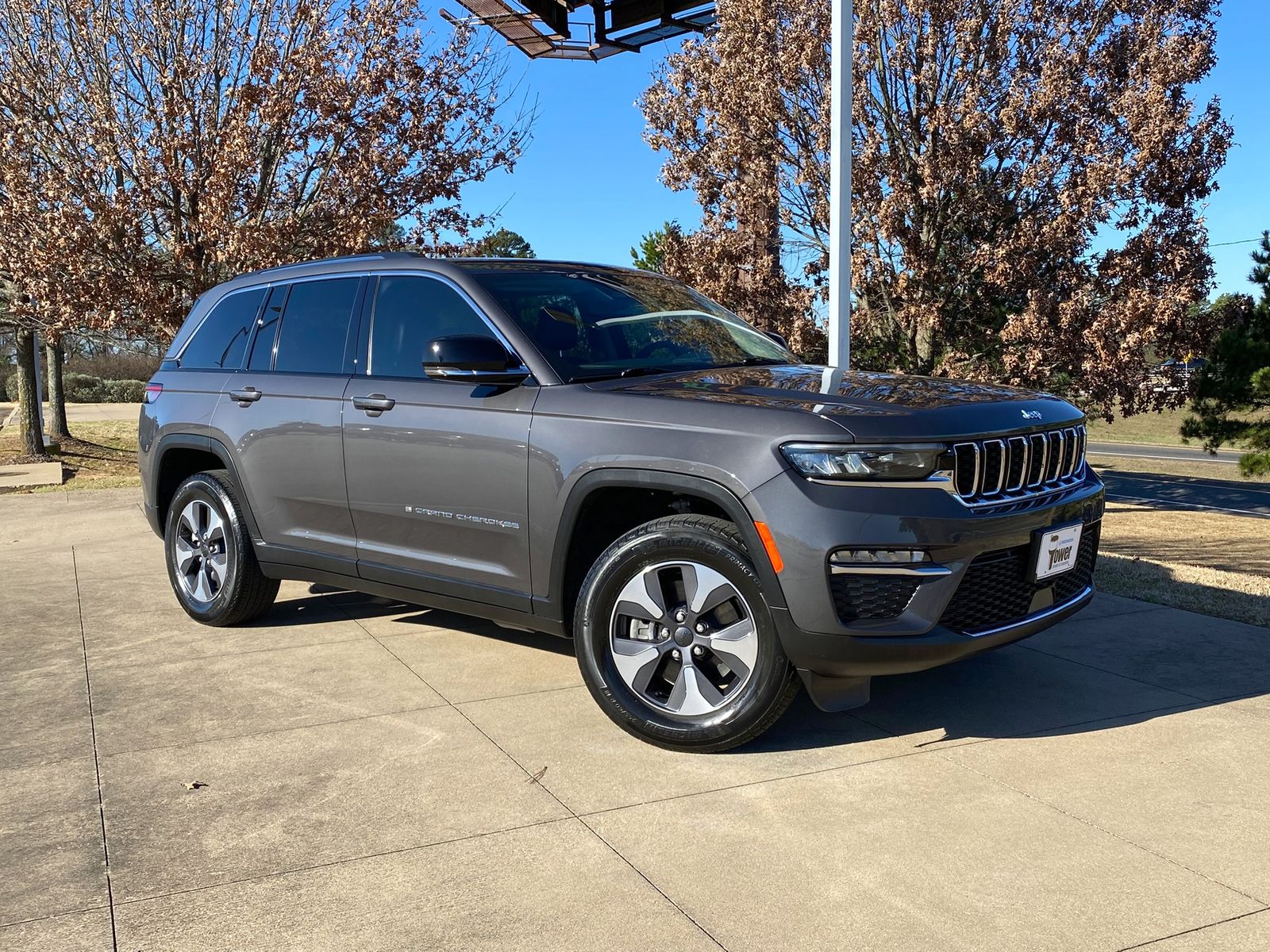 2022 Jeep Grand Cherokee 4xe's photo