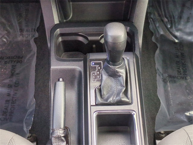 2019 Toyota Tacoma SR photo 17