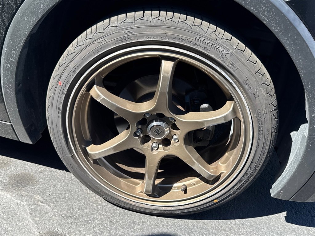 2023 Toyota Prius LE photo 4