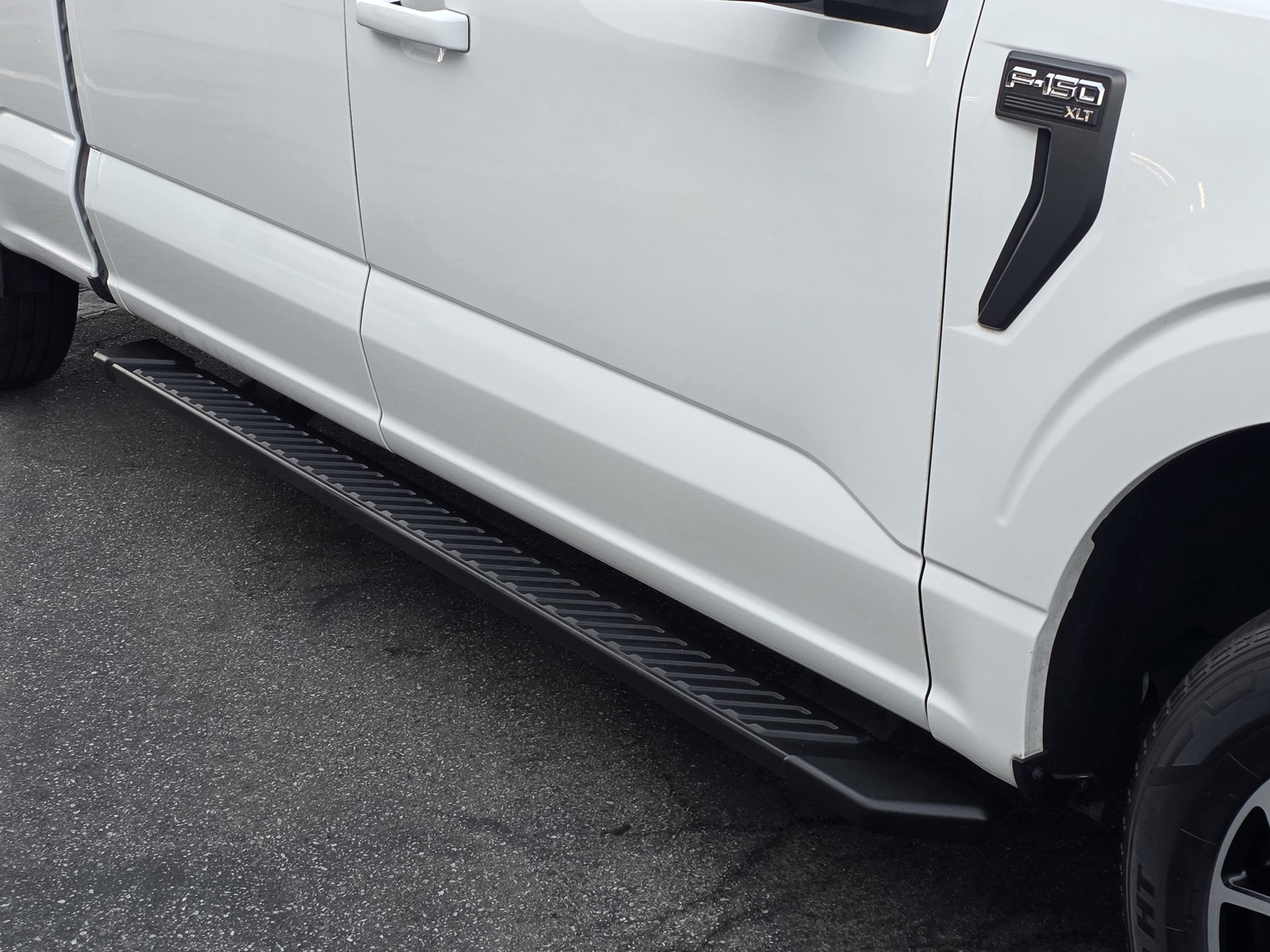 2022 Ford F-150 XLT photo 9