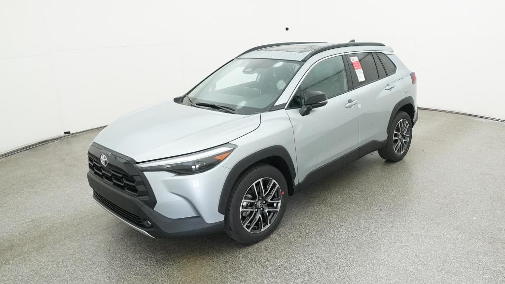2026 Toyota Corolla Cross XLE's photo