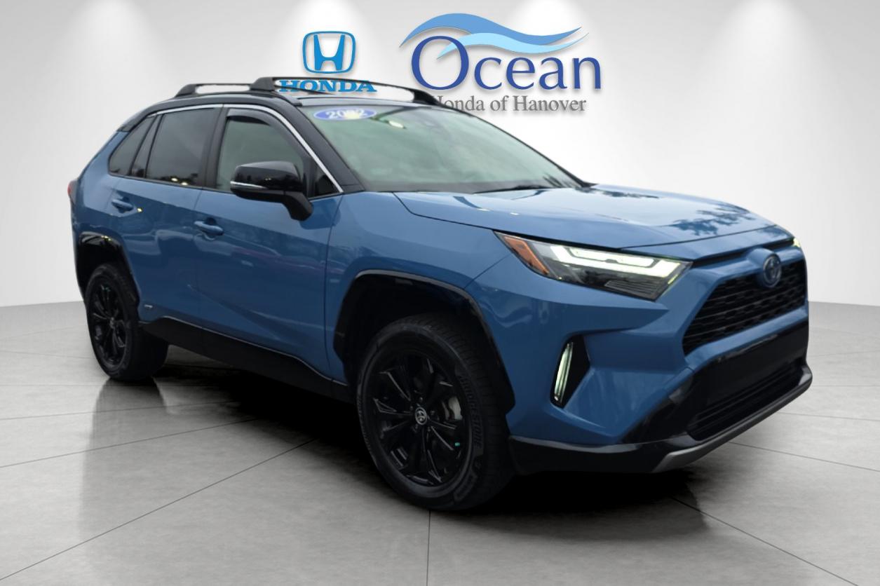 2022 Toyota RAV4 XSE's photo