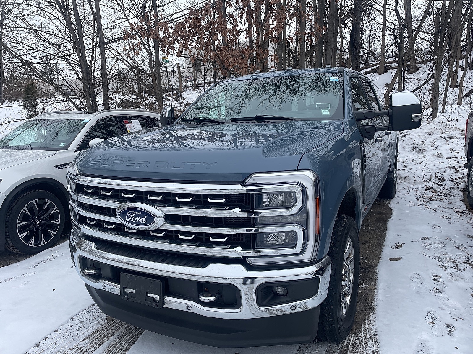 2023 Ford F-350 Super Duty Lariat's photo