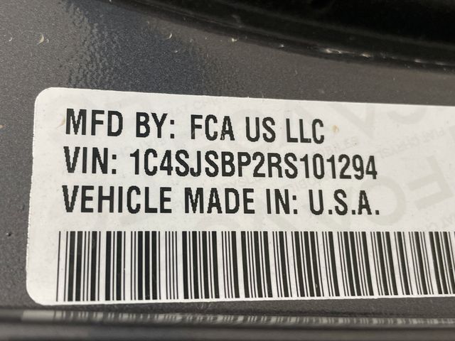 Certified Used 2024 Baltic Gray Metallic Clearcoat Jeep Series II image 45