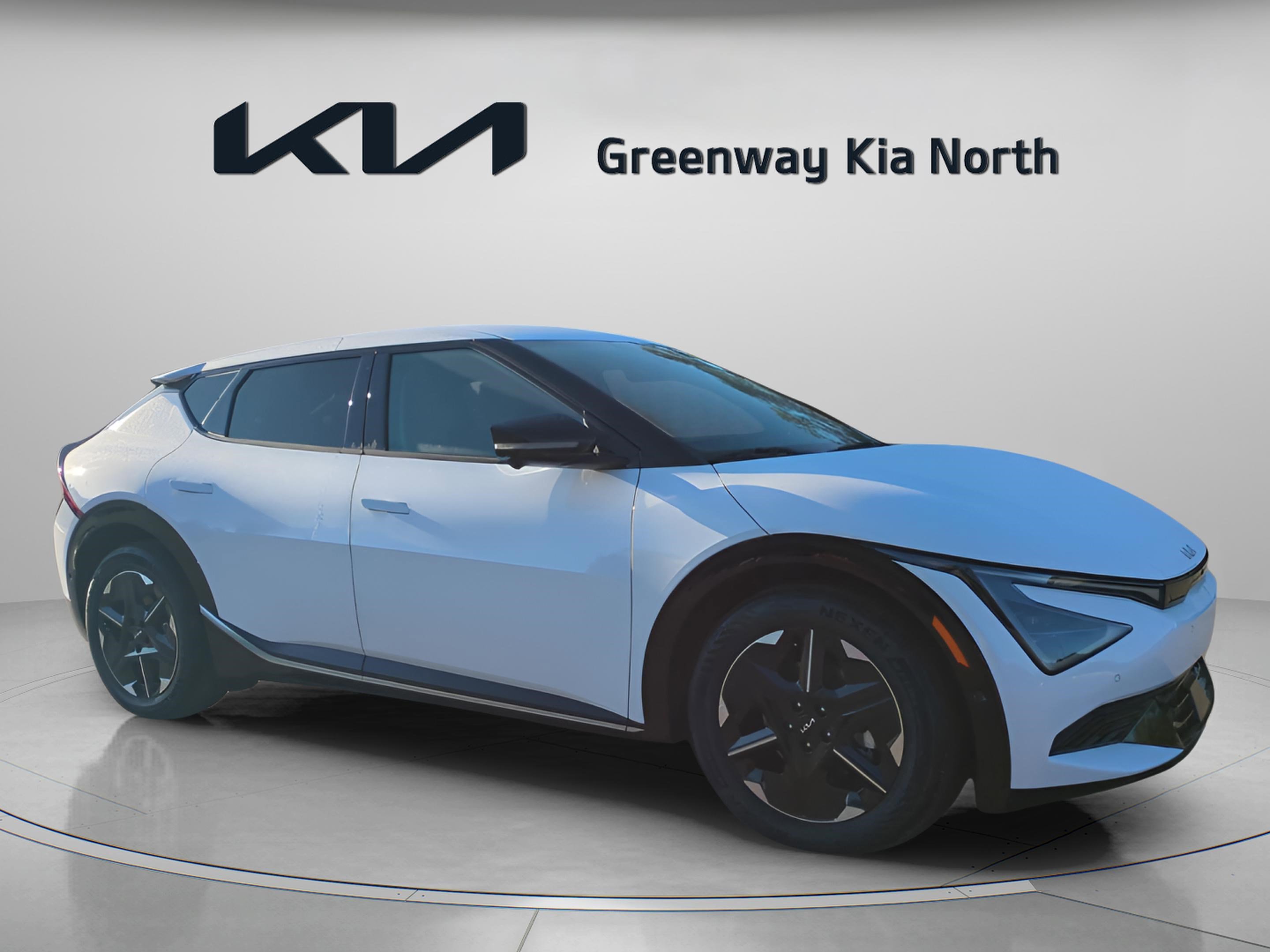 2025 Kia EV6 Wind's photo