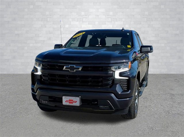 2024 Chevrolet Silverado 1500 RST photo 3