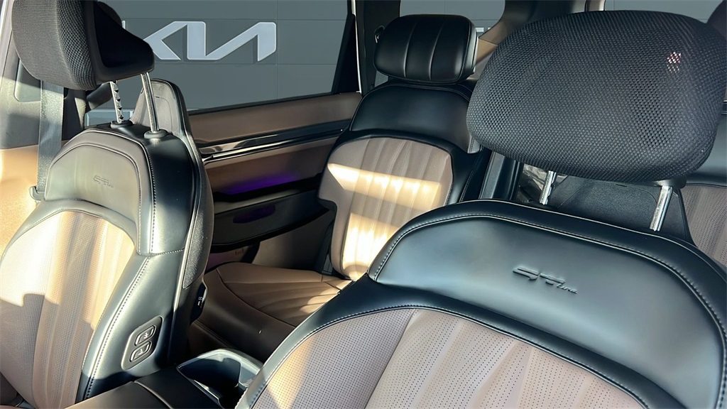 2026 Kia EV9 GT-Line photo 7