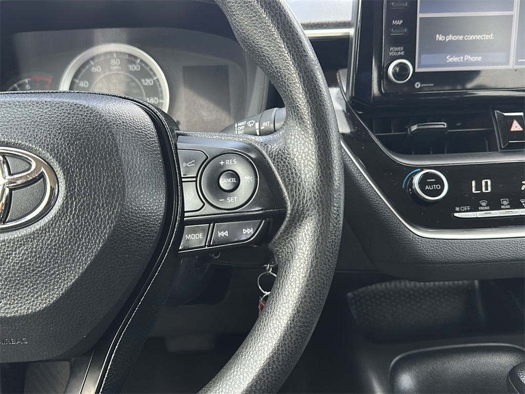 2022 Toyota Corolla LE photo 7