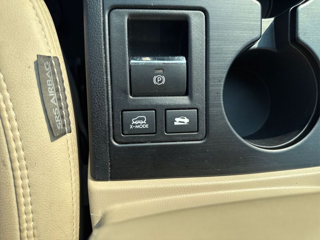 2019 Subaru Outback 2.5i photo 32