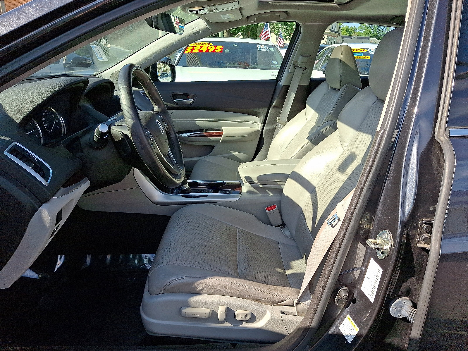 2016 Acura TLX Technology photo 12