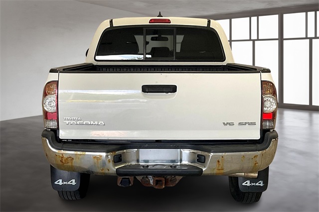 2015 Toyota Tacoma Base photo 4
