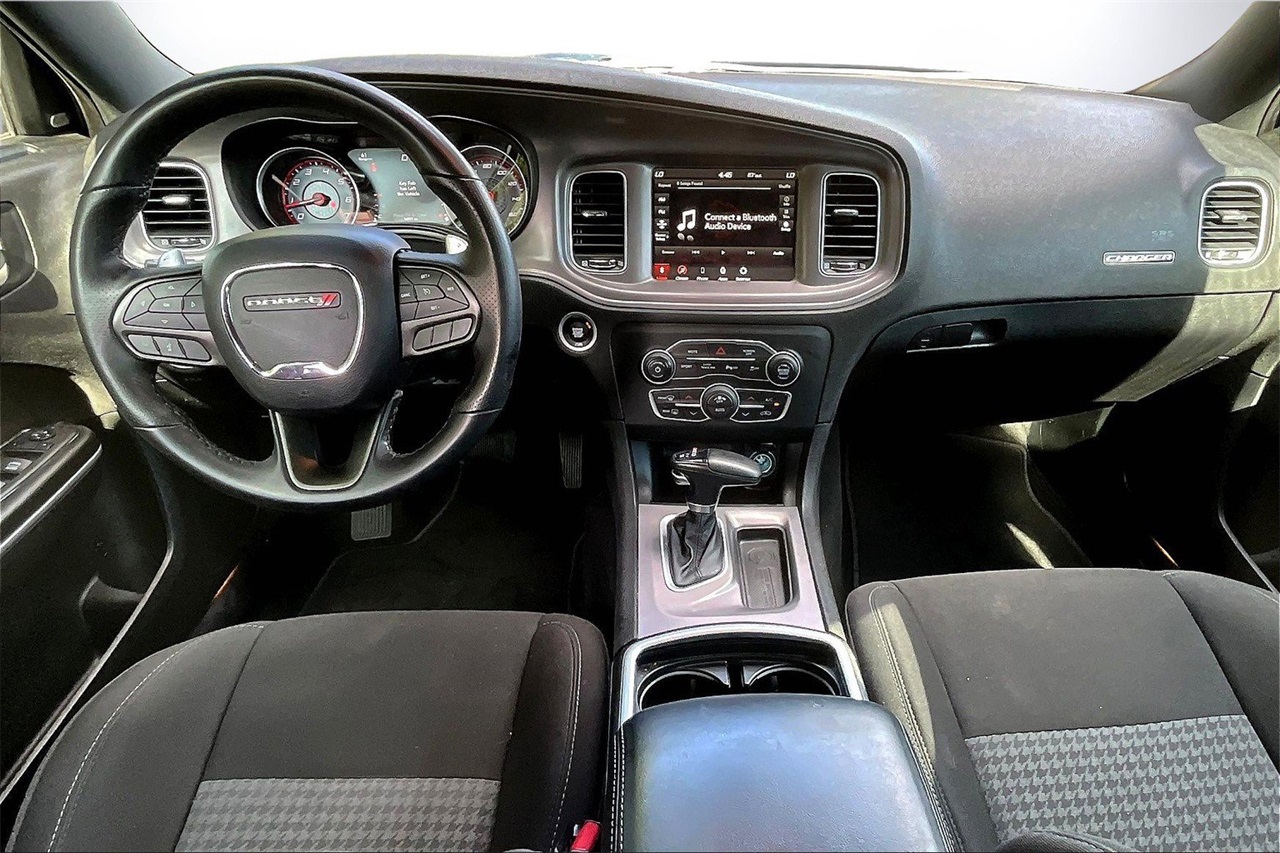 2023 Dodge Charger R/T photo 13
