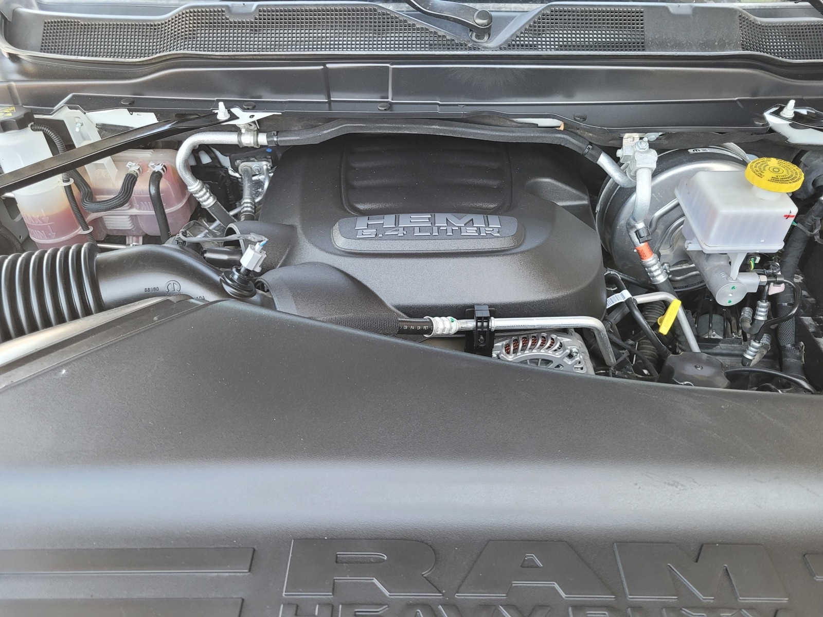 2024 Ram 2500 Big Horn photo 28