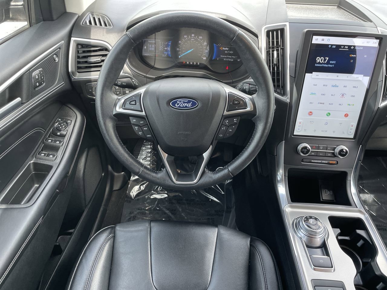 2022 Ford Edge Titanium photo 12