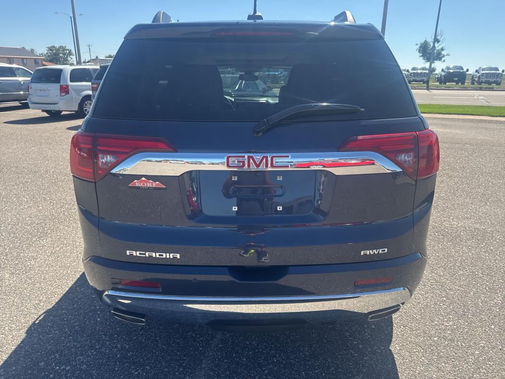 2018 Gmc Acadia Denali photo 4
