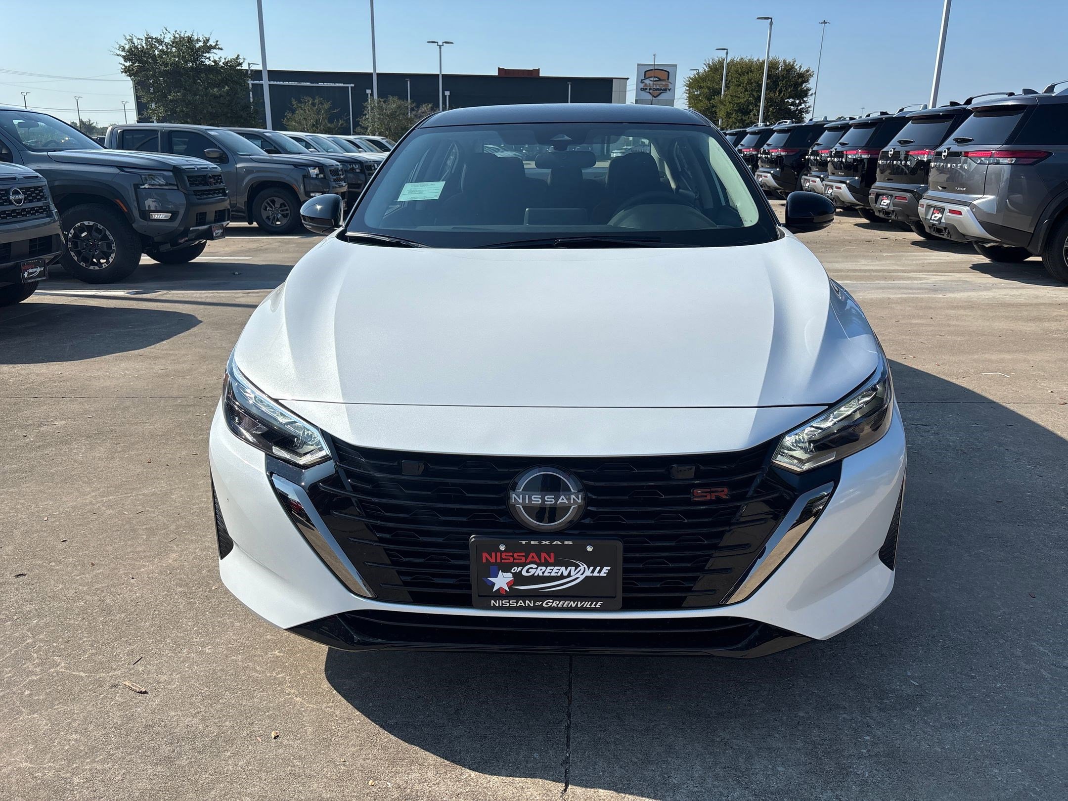 2025 Nissan Sentra SR photo 6