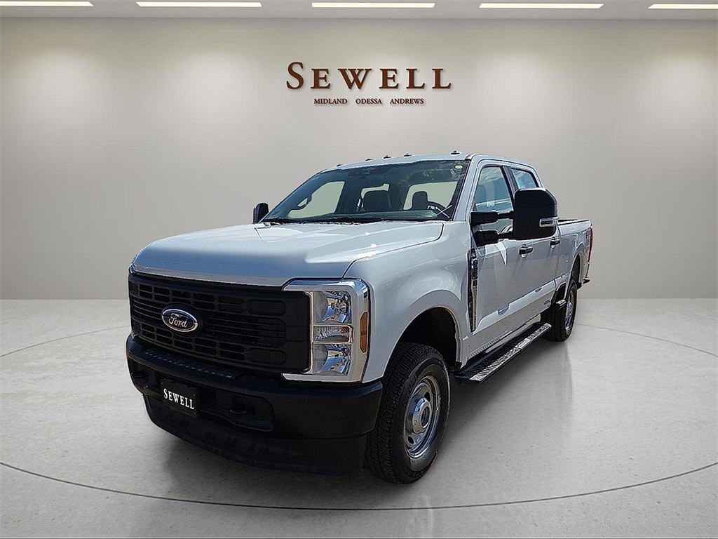 2025 Ford F-250 Super Duty XL's photo