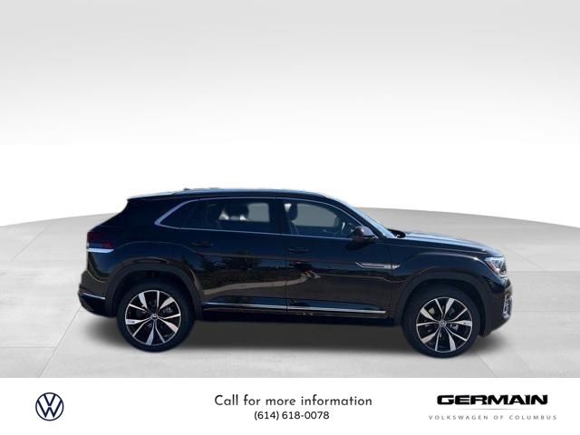 2026 Volkswagen Atlas Cross Sport SEL Premium R-Line photo 3