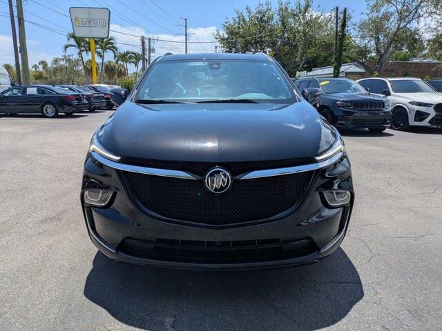 2024 Buick Enclave Essence photo 2
