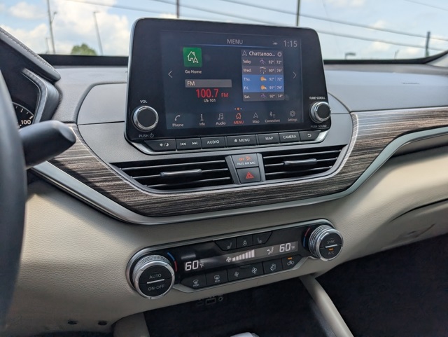 2019 Nissan Altima 2.5 Platinum photo 16