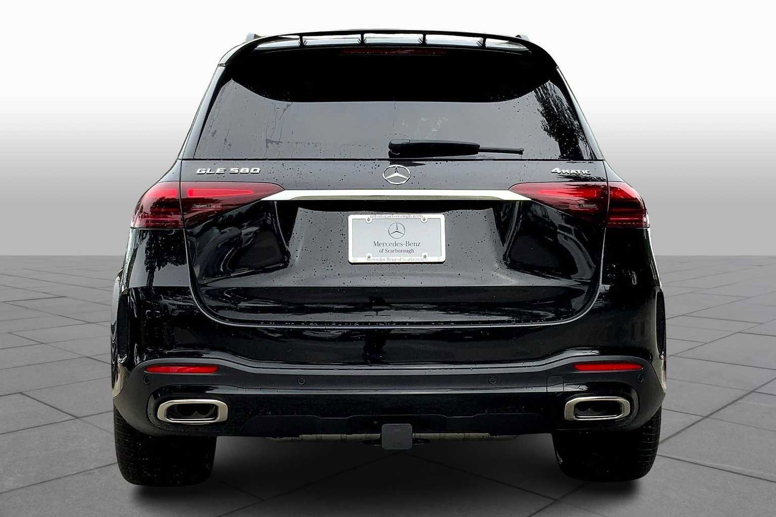 2026 Mercedes Benz GLE 580 4MATIC photo 3