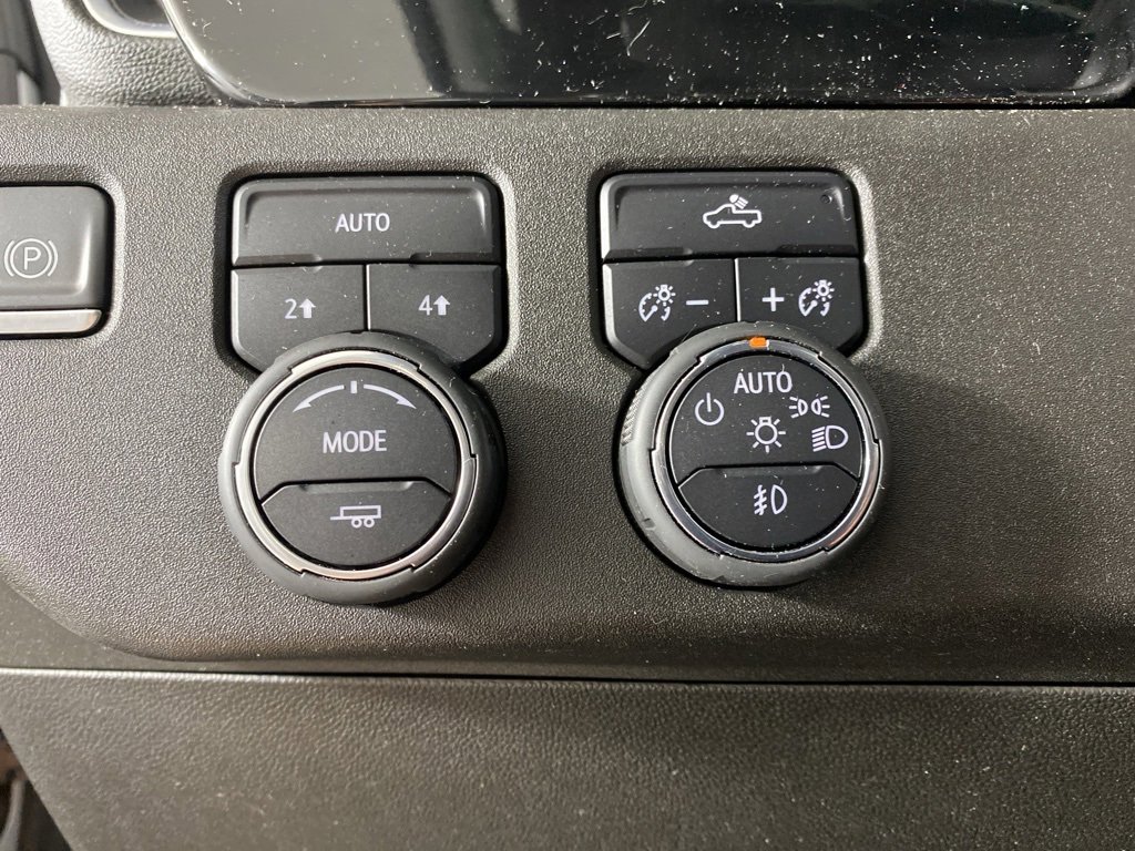 2022 Chevrolet Silverado 1500 RST photo 12