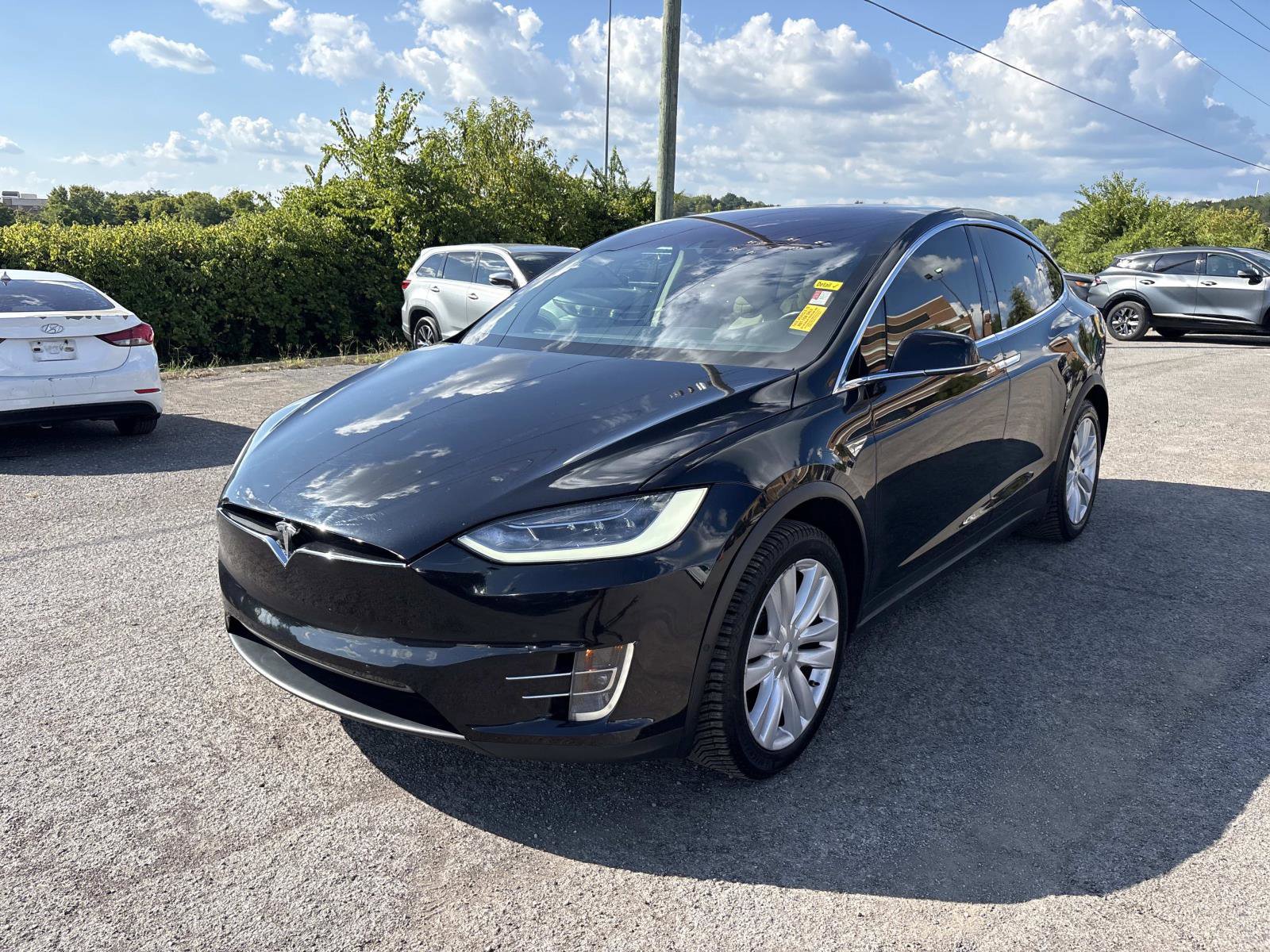 2016 Tesla Model X 90D photo 3