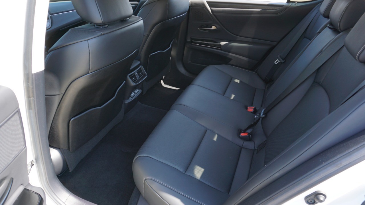 2023 Lexus ES 350 photo 29