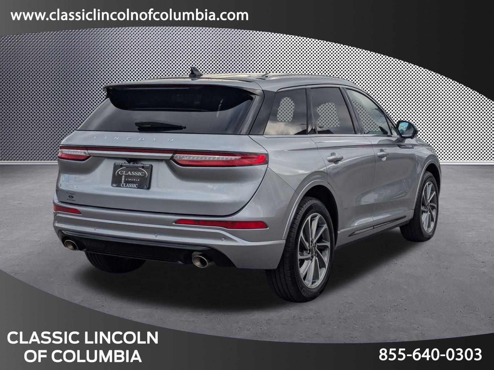 2024 Lincoln Corsair Grand Touring photo 4