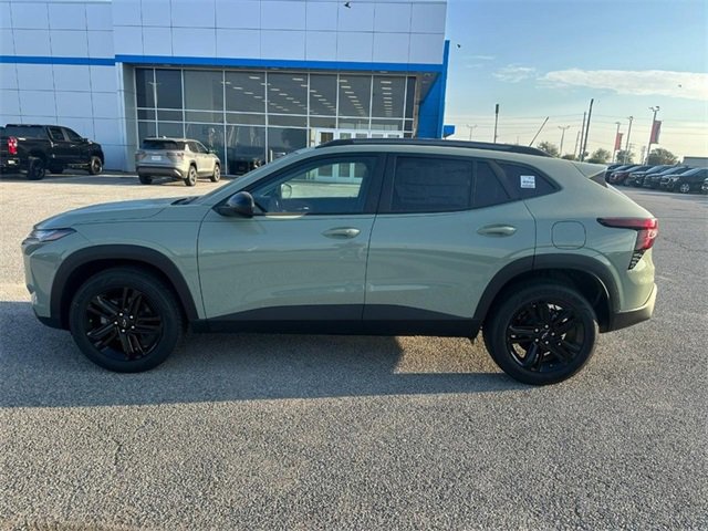 2026 Chevrolet Trax ACTIV photo 2