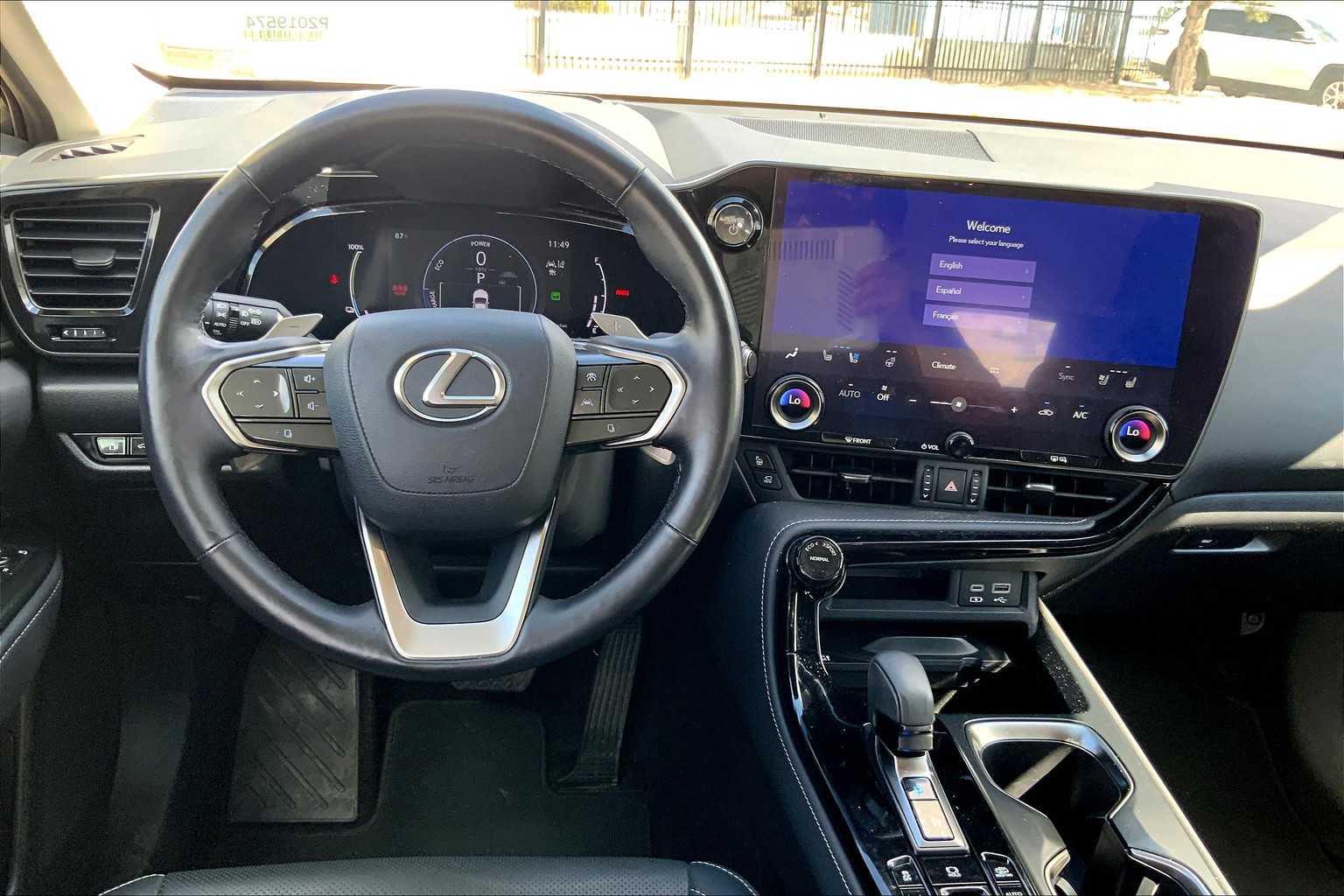 2023 Lexus NX Luxury photo 5