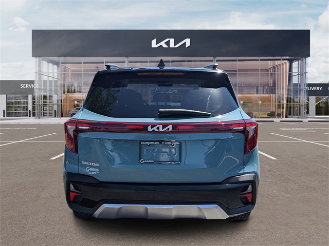 2024 Kia Seltos S photo 4