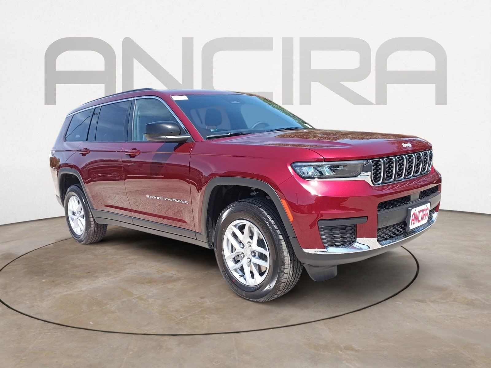 2025 Jeep Grand Cherokee Laredo photo 4