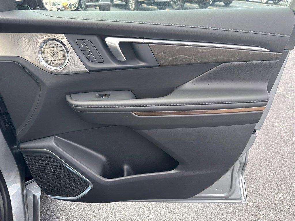 2026 Buick Enclave Avenir photo 36