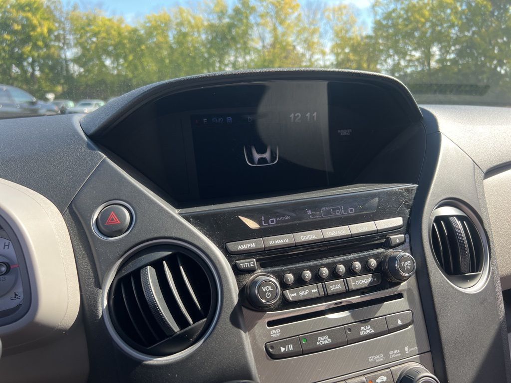 2015 Honda Pilot SE photo 29