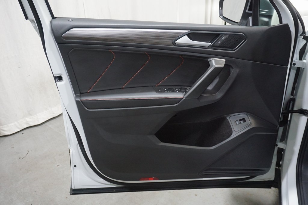2024 Volkswagen Tiguan Wolfsburg Edition photo 20