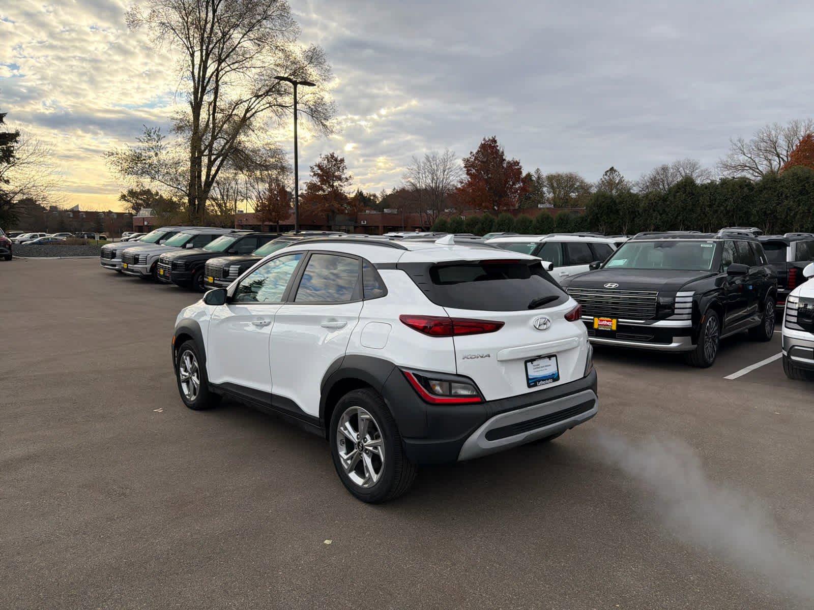 2023 Hyundai Kona SEL photo 3