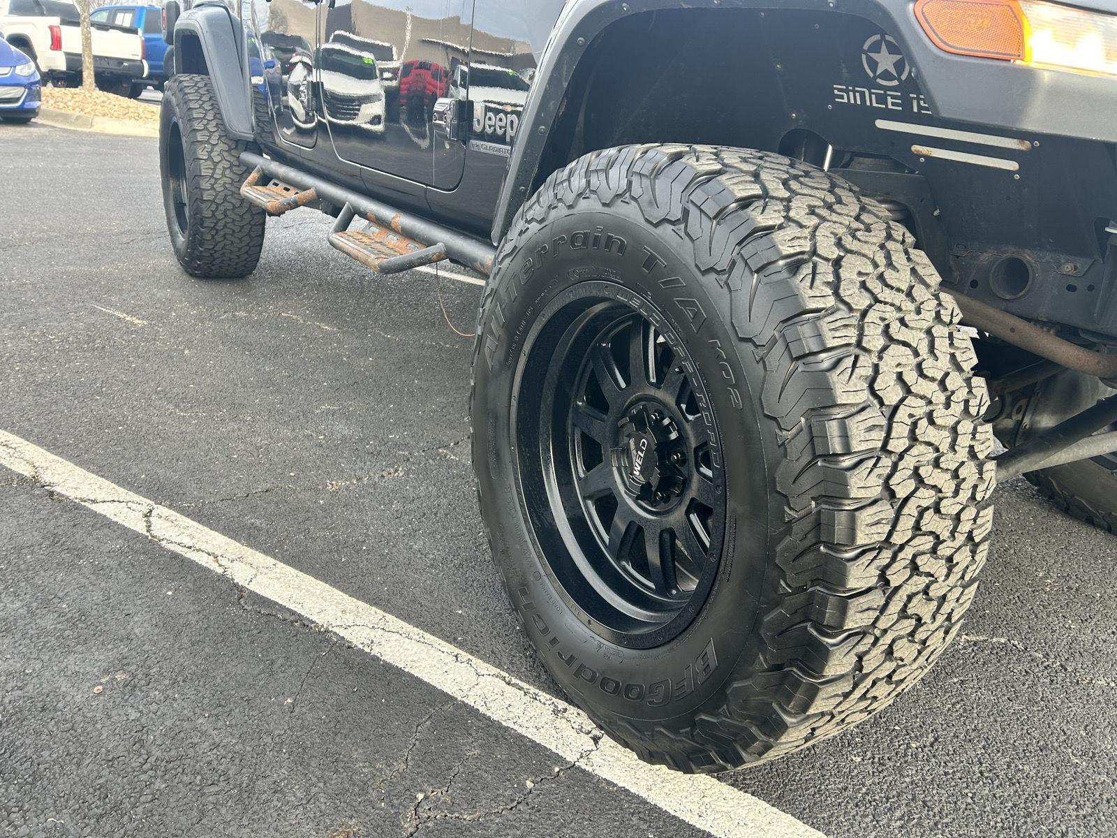 Used 2021 Jeep Gladiator 80TH with VIN 1C6HJTAG1ML514304 for sale in Kansas City