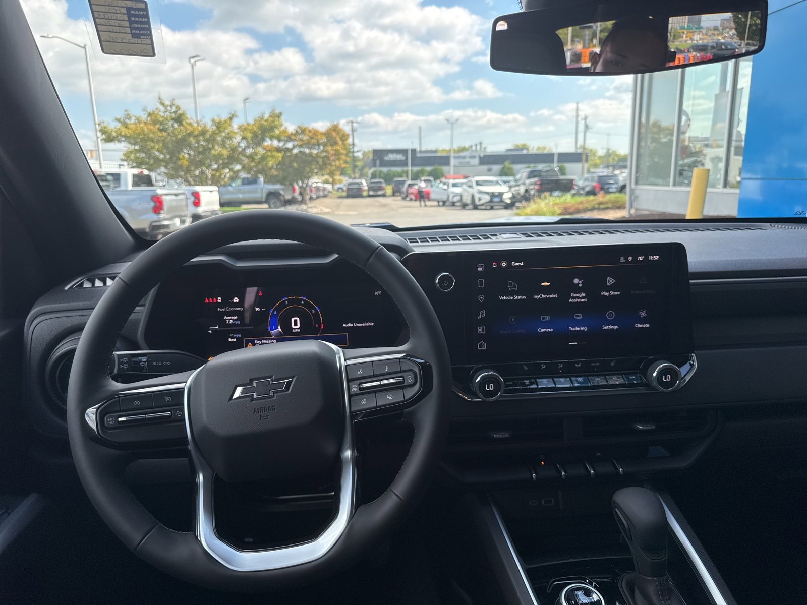 2026 Chevrolet Colorado Trail Boss photo 2