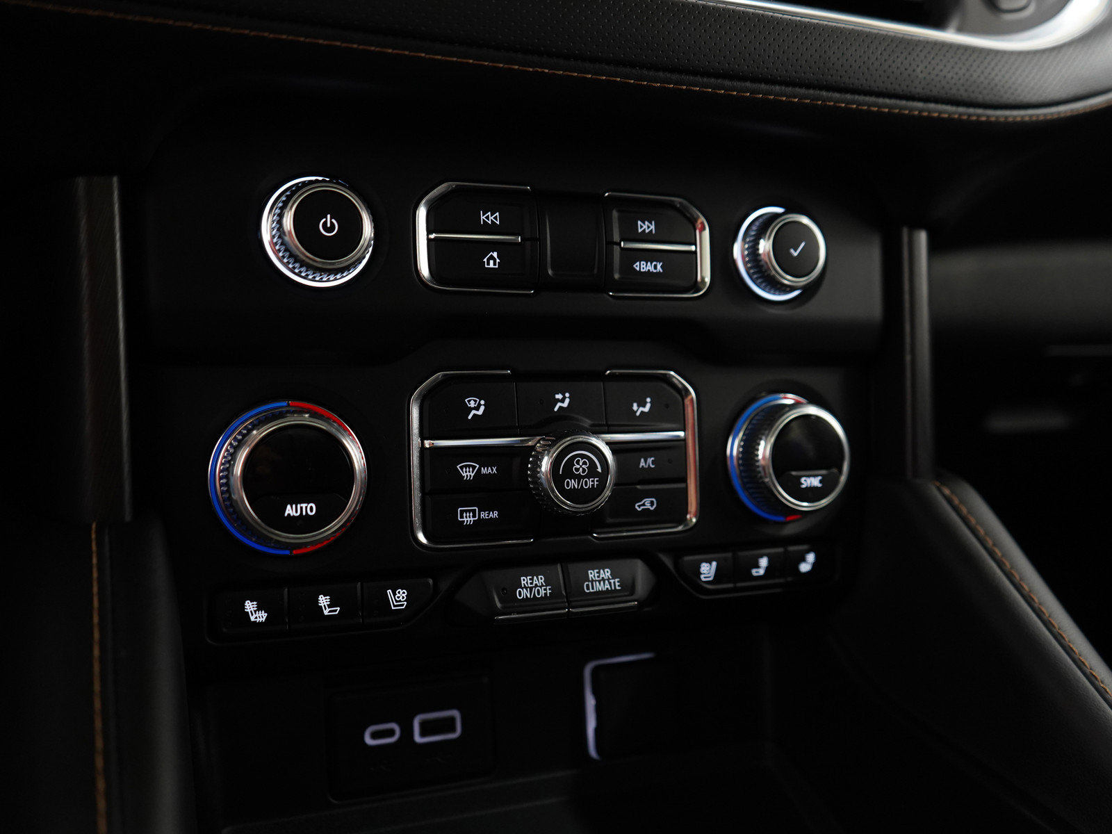 2024 Gmc Yukon XL AT4 photo 23