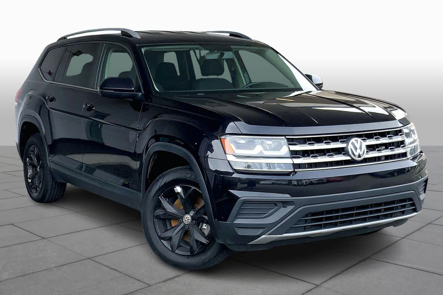 2018 Volkswagen Atlas S photo 2