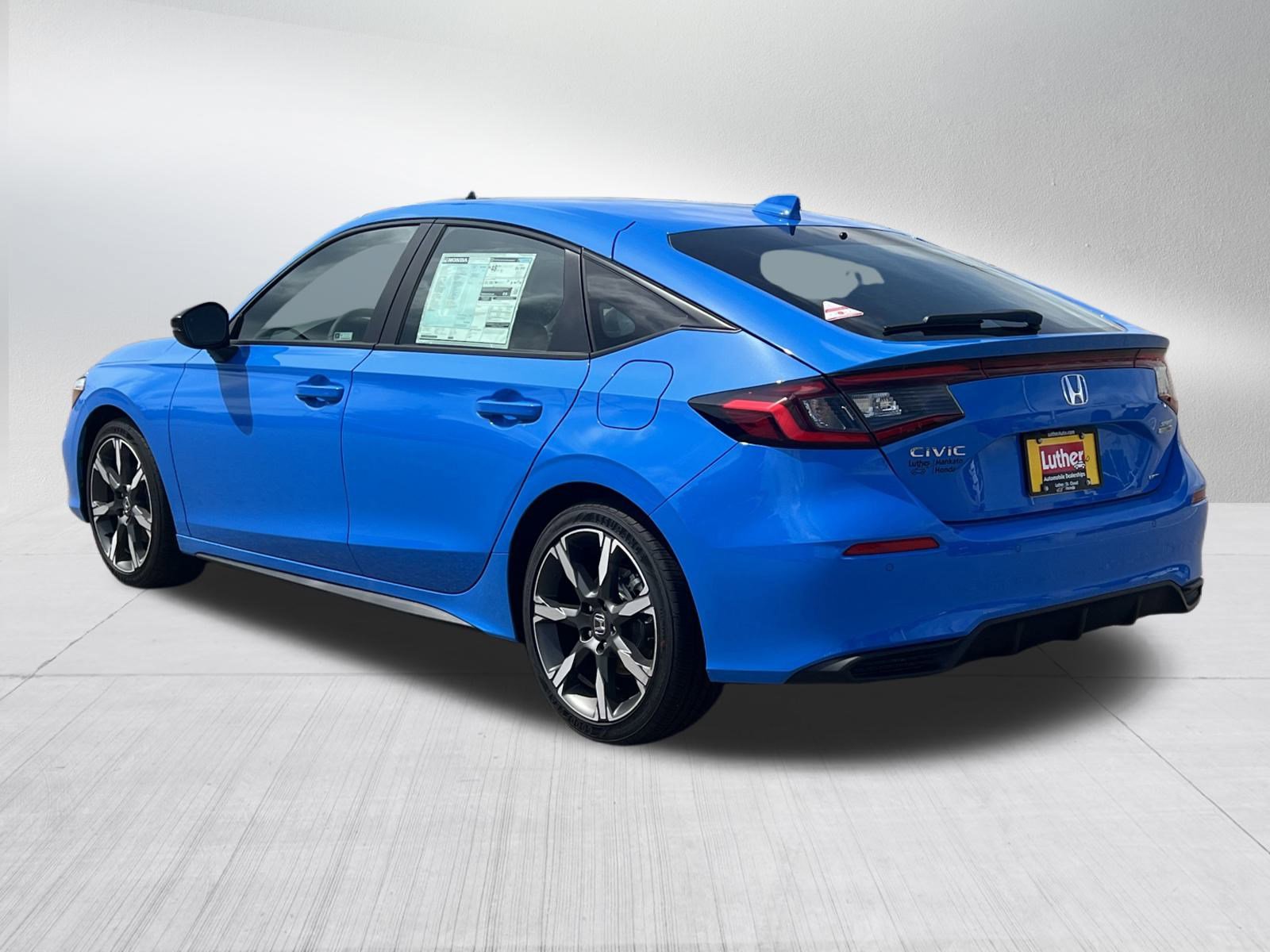 2026 Honda Civic Hatchback Hybrid Sport Touring photo 3