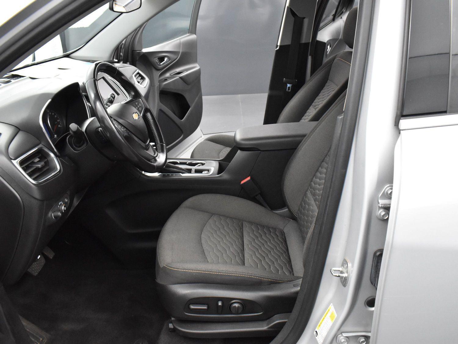 2020 Chevrolet Equinox LT photo 15