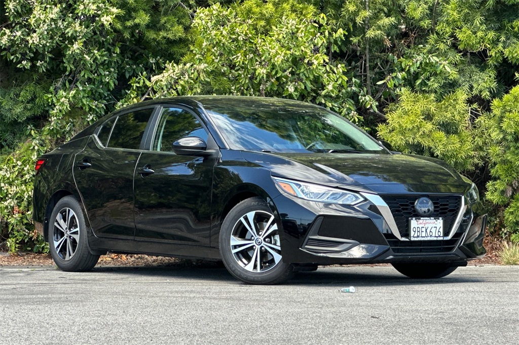 2022 Nissan Sentra SV photo 2