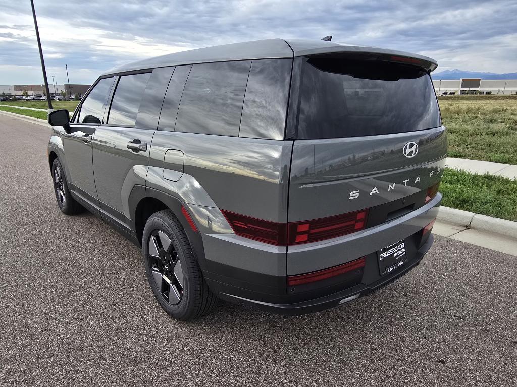 2025 Hyundai Santa Fe SE photo 2