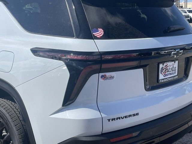 2026 Chevrolet Traverse photo 9