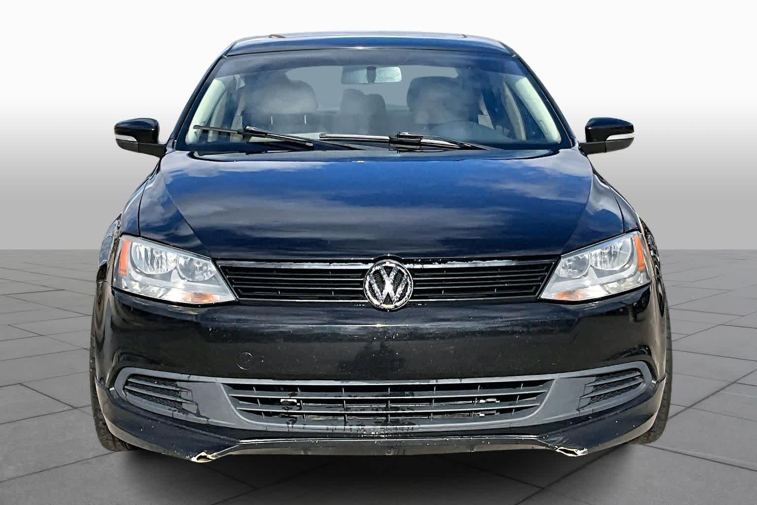 2012 Volkswagen Jetta SE photo 3